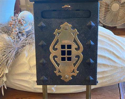 tudor style mailbox|Tudor Style Mailbox .